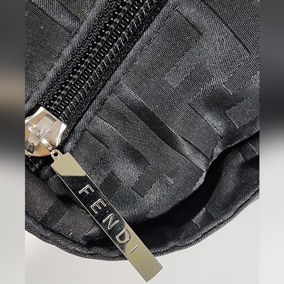Fendi zip code hand bag. Nylon and leather - Picture 7 of 15